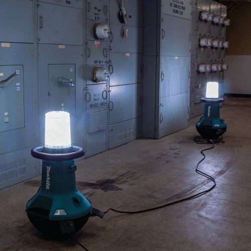 MAKITA DML810 - Akumulatorowa lampa obszarowa LED 14.4/18 V/230V