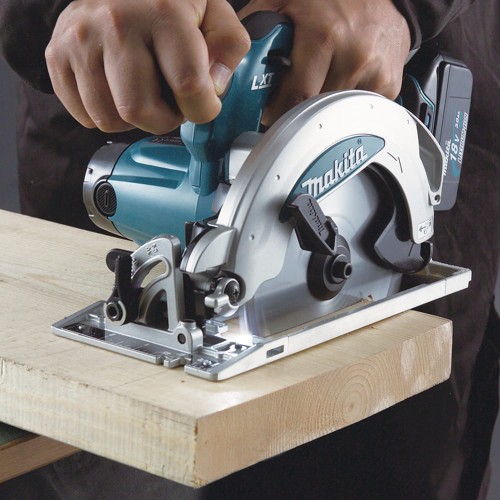 MAKITA DSS610RTJ - Akumulatorowa Pilarka tarczowa 165 MM