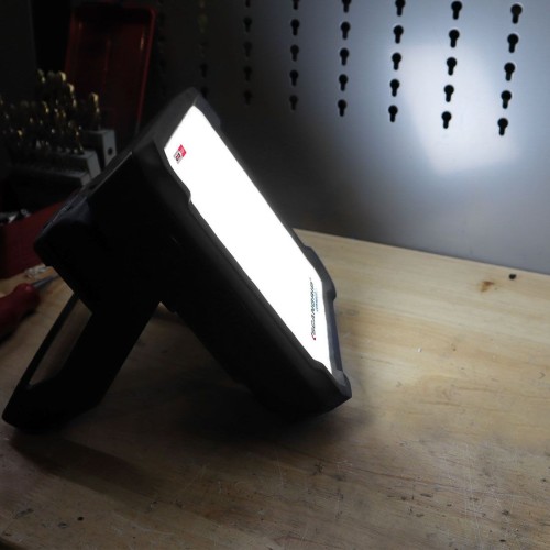 SCANGRIP VEGA 2 CONNECT - Akumulatorowa lampa robocza 2000 lm