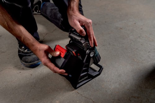 Metabo BSA 18 LED 4000 - Akumulatorowy reflektor budowlany 18 V