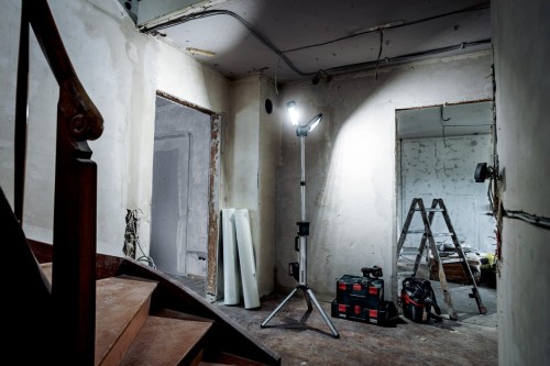 Metabo BSA 18 LED 5000 DUO-S - Akumulatorowa lampa budowlana 5000 lm ze zintegrowanym statywem 