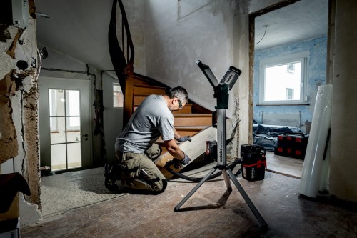 Metabo BSA 18 LED 5000 DUO-S - Akumulatorowa lampa budowlana 5000 lm ze zintegrowanym statywem 