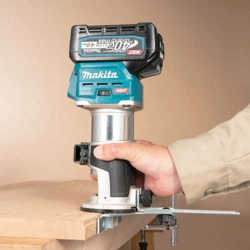 MAKITA RT001GZ17 - Akumulatorowa frezarko-wycinarka 40 V