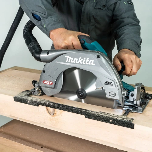 MAKITA HS011GT201 - Akumulatorowa pilarka tarczowa 260-270 MM / 40V