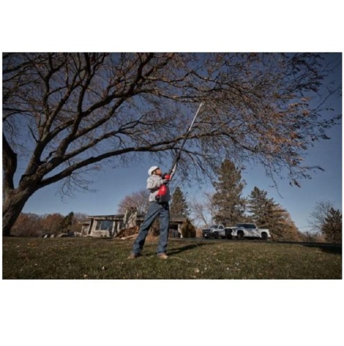 Milwaukee M18 BLTS-551 - Akumulatorowy sekator teleskopowy do gałęzi 18 V