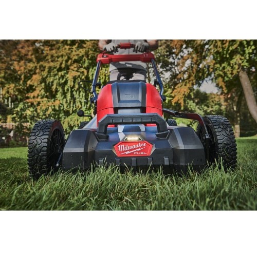 Milwaukee M18 F2LM46 -802 - Akumulatorowa kosiarka z napędem 2x 18 V