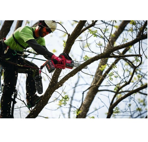 Milwaukee M18 FHS20-0 - Akumulatorowa pilarka łańcuchowa do gałęzi