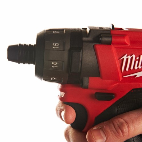 MILWAUKEE M12 CD-0 - Akumulatorowa wiertarko-wkrętarka 12 V