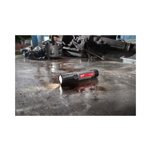 MILWAUKEE L4 FMLED-301 - Latarka akumulatorowa USB 800 lm