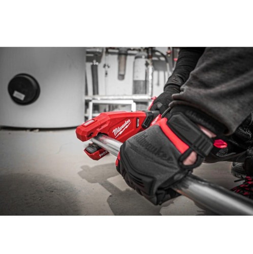 MILWAUKEE M12 PCSS-0 -  Akumulatorowy obcinak do rur stalowych