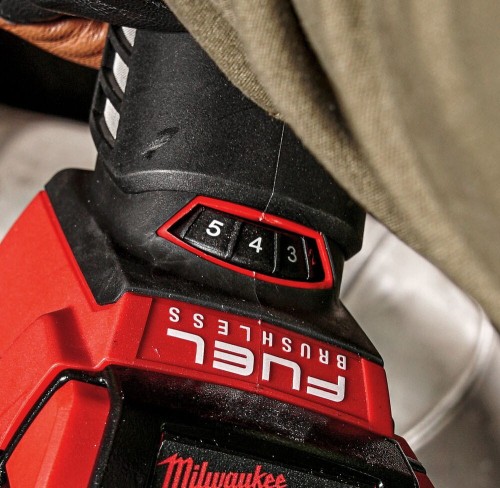 MILWAUKEE M18 FSAGV125XPDB-0X - Szlifierka kątowa akumulatorowa 125 mm z regulacją obrotów