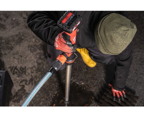 MILWAUKEE M12BSWP-0 - Akumulatorowa pompa wody z przedłużeniem szczotkowym 12 V