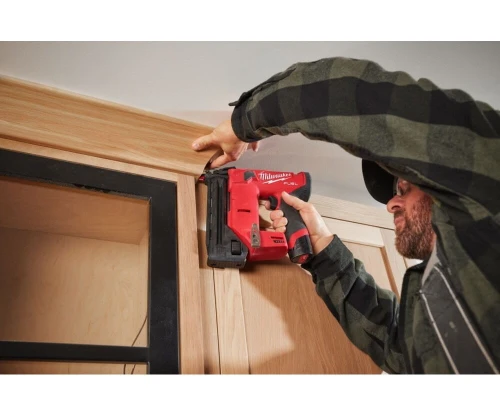 Milwaukee M12 FCN18GS-0X - Akumulatorowa gwoździarka 12 V