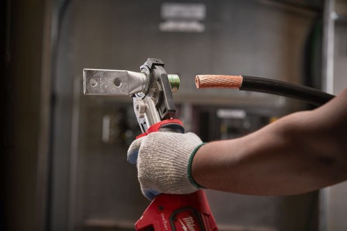 Milwaukee M18 HCCT-201C - Akumulatorowa zaciskarka hydrauliczna 18 V 