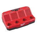 Milwaukee M12 C4 - Ładowarka 4-portowa 12 V