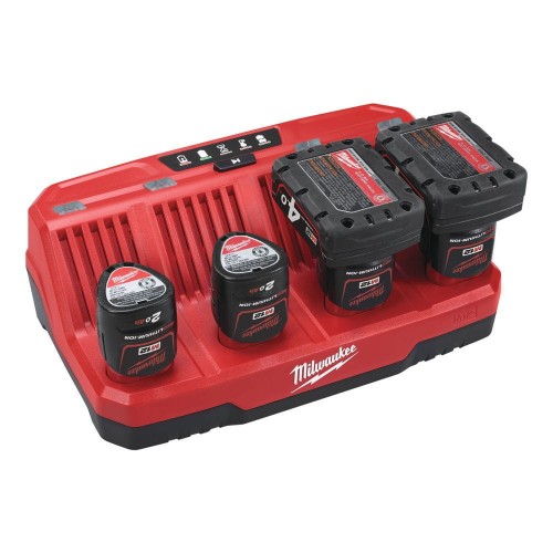 Milwaukee M12 C4 - Ładowarka 4-portowa 12 V
