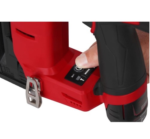 Milwaukee M12 FCN18GS-202X - Akumulatorowa gwoździarka 12 V
