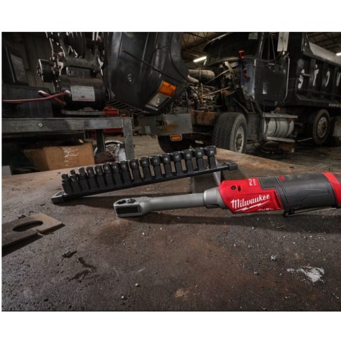 Milwaukee M12 FPTR-0 - Akumulatorowa grzechotka przelotowa  3/8˝ i 1/4˝