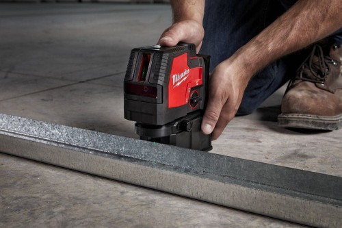MILWAUKEE L4 CLLP-301C -Laser krzyżowy liniowo-punktowy akumulatorowy zielona wiązka
