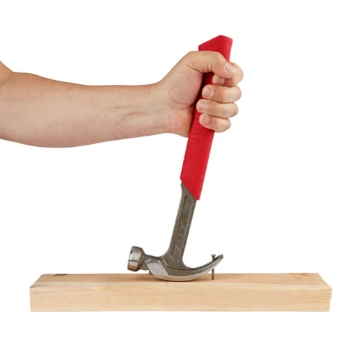 Milwaukee Steel Curved Claw Hammer 20oz / 570g - Młotek Ciesielski Z Trzonkiem Stalowym Zakrzywiony Pazur 570g