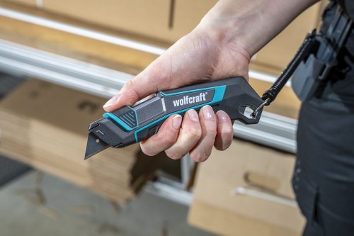 Wolfcraft PRO SAFETY - Nóż z ostrzem trapezowym w futerale