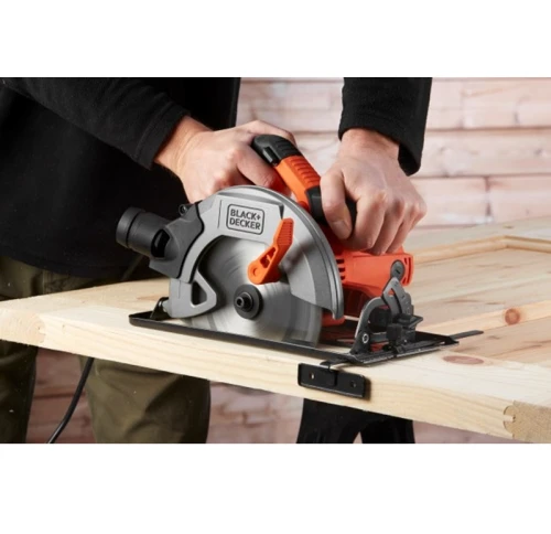BLACK&DECKER CS1550-QS - Pilarka tarczowa 190mm
