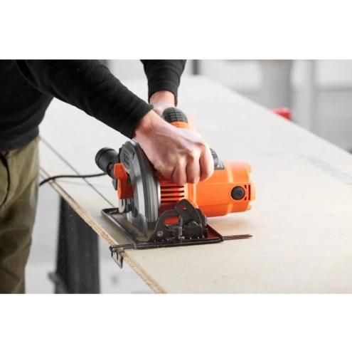 BLACK&DECKER CS1550-QS - Pilarka tarczowa 190mm