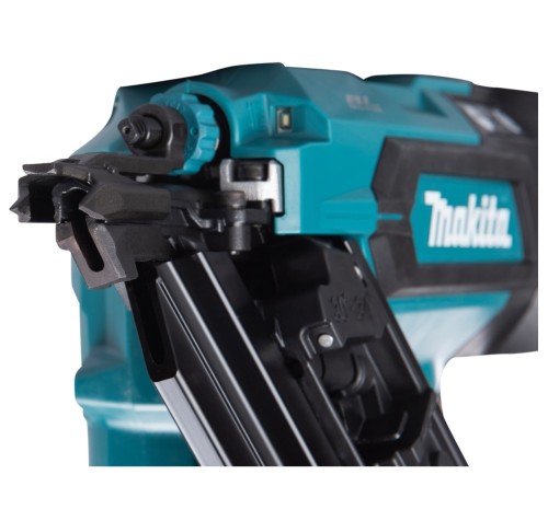 Makita DBN900ZK - Akumulatorowa gwoździarka 18 V 