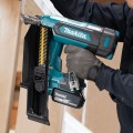 Makita DBN901RTE - Akumulatorowa gwoździarka 18 V