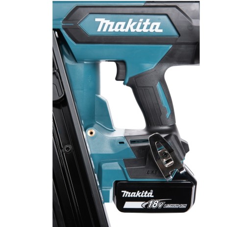 Makita DBN901RTE - Akumulatorowa gwoździarka 18 V