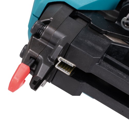 Makita DST630Z - Akumulatorowy zszywacz