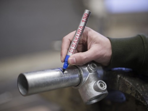 Sakura Pen-Touch 130 - Marker z okrągłą końcówką - niebieski