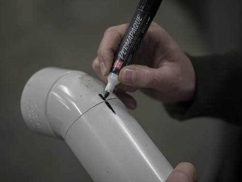 Sakura Permapaque Dual Point - Dwustronny marker - czerwony