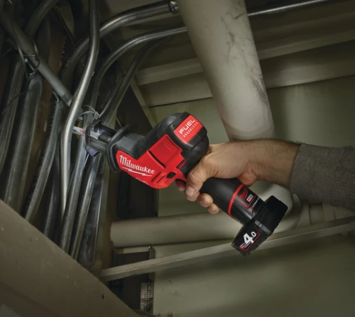 Milwaukee M12 CHZ-0 - Subkompaktowa piła szablasta
