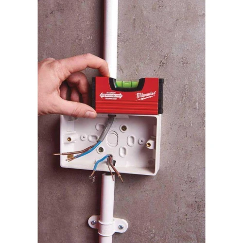 Milwaukee 4932459100 - Poziomica mała 10 cm