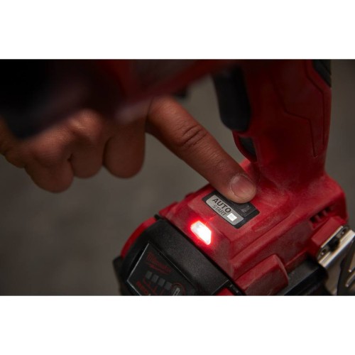 MILWAUKEE M18 FSGC-202X - Akumulatorowa wkrętarka do regipsów z podajnikiem