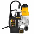 DeWalt DWE1622K - Wiertarka ze stopą magnetyczną
