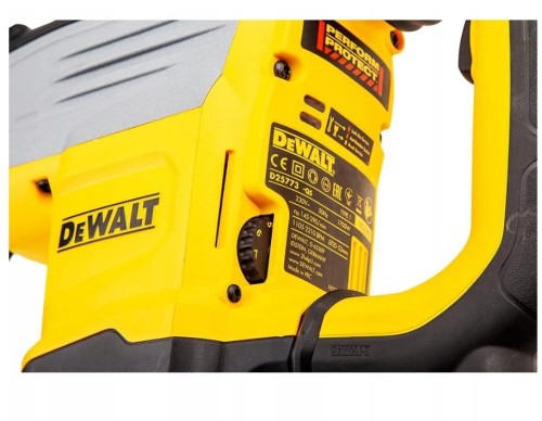 DeWalt D25773K - Młot udarowo-obrotowy SDS-MAX