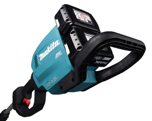 Makita DUA301PT2 -  Akumulatorowa pilarka z wysięgnikiem 2x 18 V