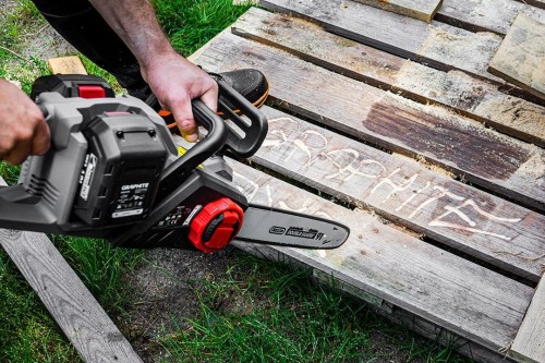 GRAPHITE 58G043 - Akumulatorowa piła łańcuchowa 2x 18 V