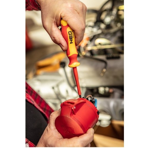 Neo Tools 04-131 - WKRĘTAK PŁASKI 0.6 x 3 x 100/ 1000V