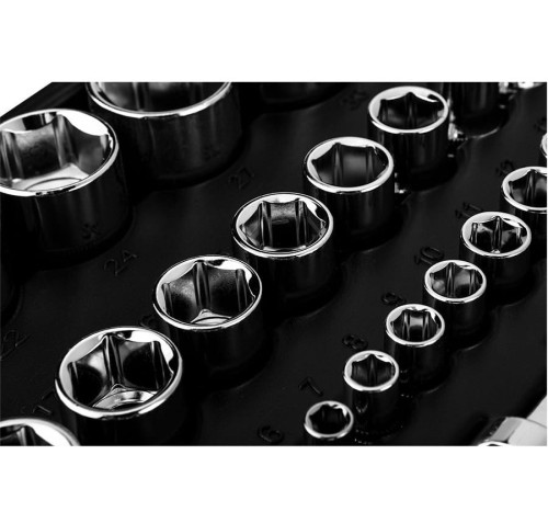 Neo Tools 10-066 - Zestaw kluczy nasadowych CRV 1/2'' i 1/4'' - 110 elementów