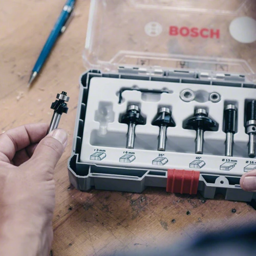 Bosch 2607017472 - Zestaw frezów z trzpieniem 8 mm - 15 elementów