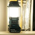 MAKITA DMR056Z - Akumulatorowe radio z lampą i latarką 18V