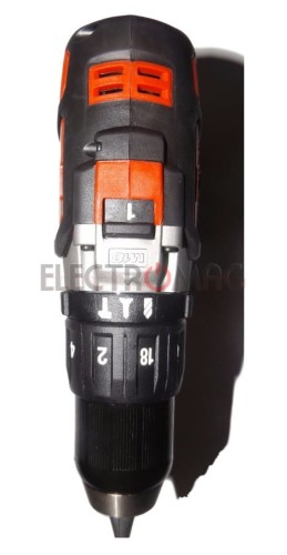 MILWAUKEE M18BPD-402C - Wiertarko-wkrętarka udarowa