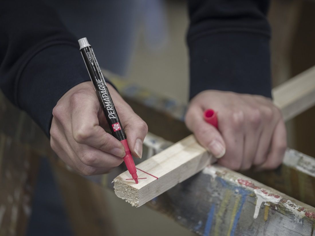 Sakura Permapaque - 2 markery z cienką końcówką czarny + czerwony