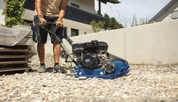 Jak wybrać zagęszczarkę do gruntu? Praktyczny poradnik dla początkujących i profesjonalistów